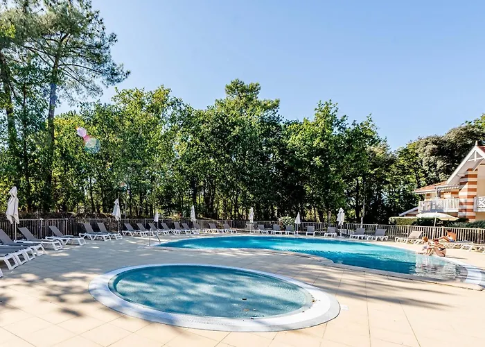 Pierre & Les Dunes Du Medoc פארק נופש