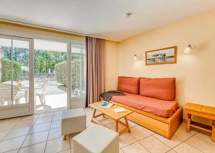 Pierre & Les Dunes Du Medoc פארק נופש 3*