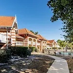 Pierre & Les Dunes Du Medoc